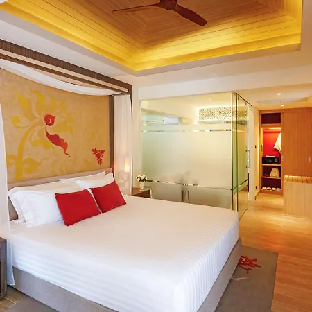 Grand Mercure Phuket Patong Exterior photo A bedroom at the hotel