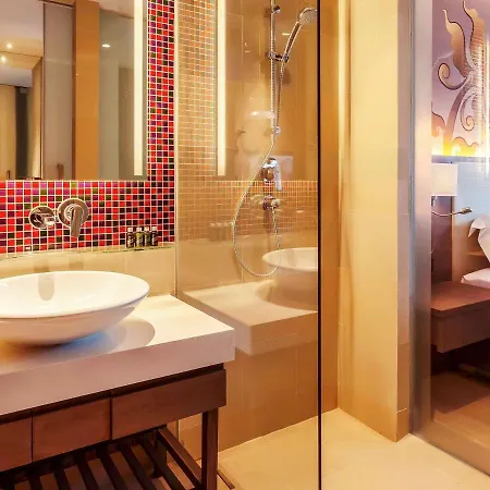 Grand Mercure Phuket Patong Exterior photo A bathroom at the hotel